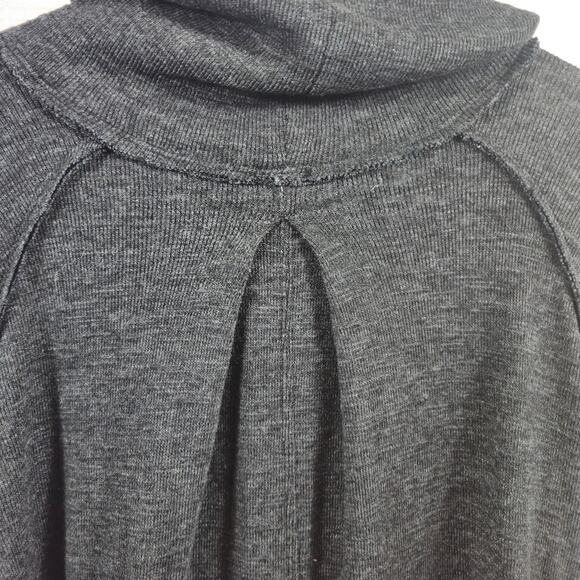 Free People We The Free Split Back Turtleneck Sweater Grey Size Small - Picture 5 of 7